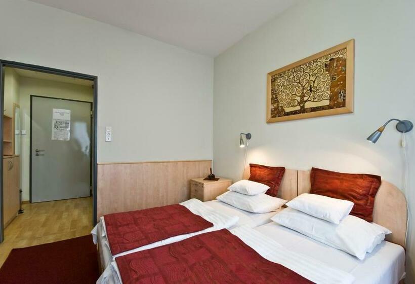 חדר סטנדרט, Kerpely