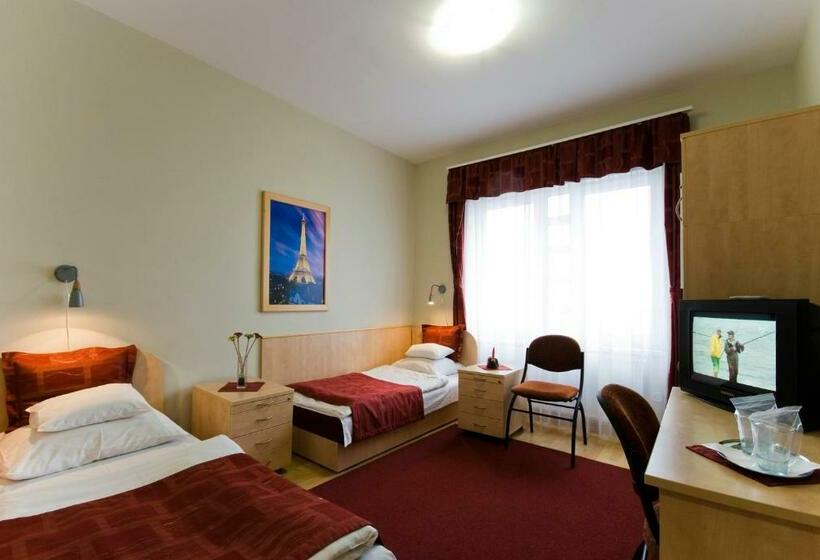 חדר סטנדרט, Kerpely