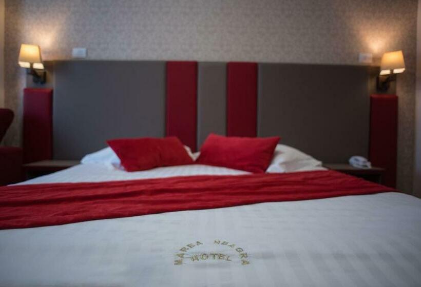 스탠다드 룸, Marea Neagra