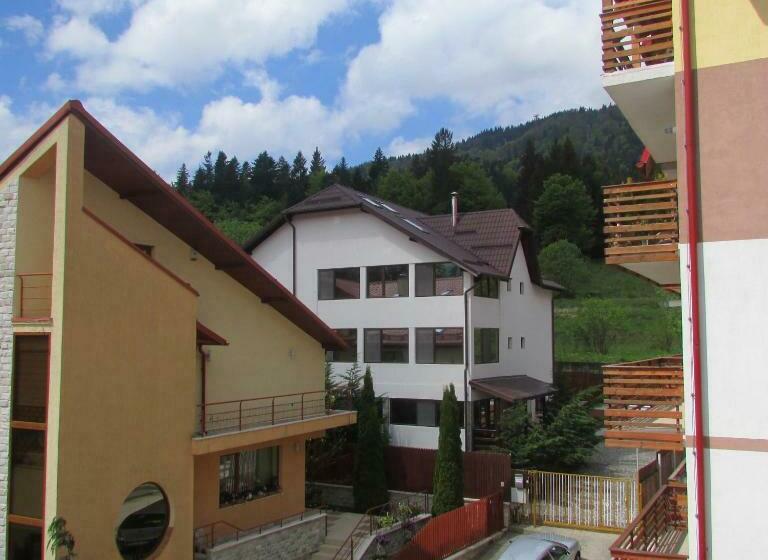 스탠다드 룸, Marea Neagra