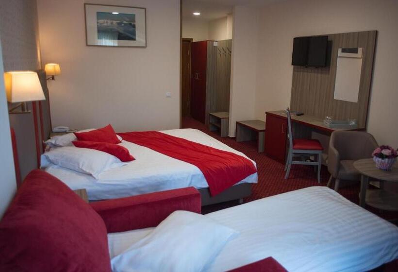 스탠다드 룸, Marea Neagra