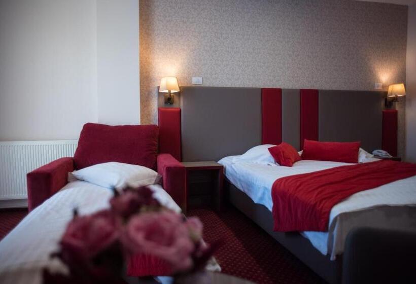 스탠다드 룸, Marea Neagra