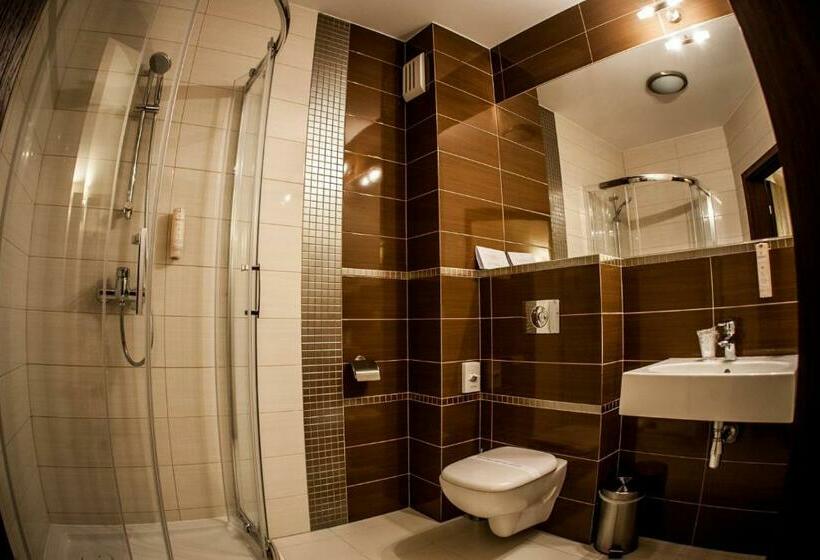 스탠다드 트리플 룸, Mały Rzym