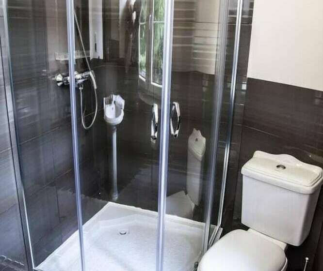 اتاق استاندارد, Modlin Palace