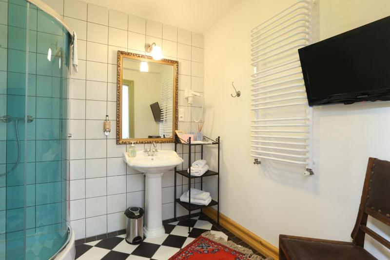 חדר סטנדרט, Pałac Wiechlice   Hotel, Restaurant, Spa