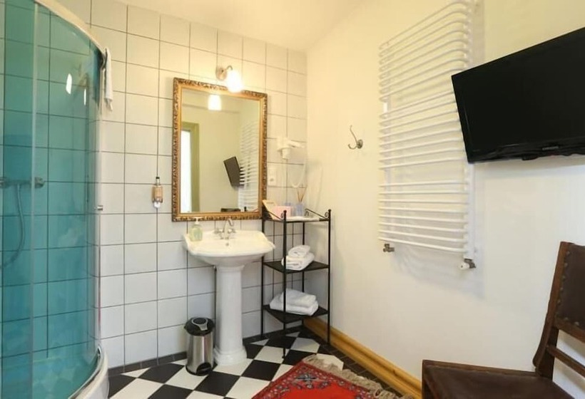 Номер Стандарт, Pałac Wiechlice   Hotel, Restaurant, Spa