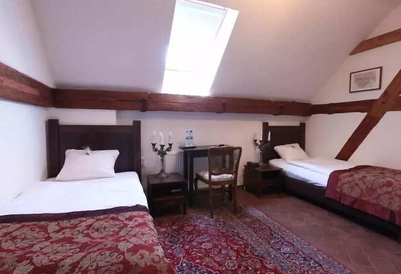 スタンダードルーム, Pałac Wiechlice   Hotel, Restaurant, Spa
