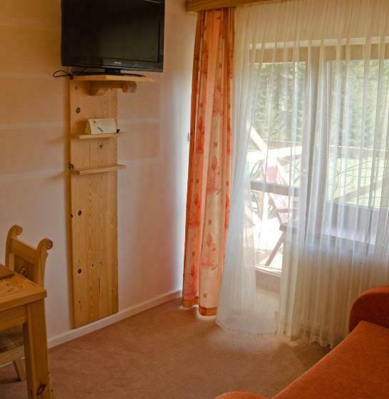 家庭间, Pensjonat Reymontówka