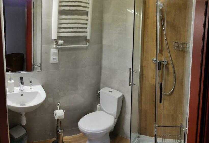 标准单人间, Pensjonat Zamek Dersława