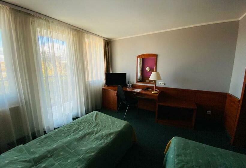 חדר סטנדרט, Pietrak