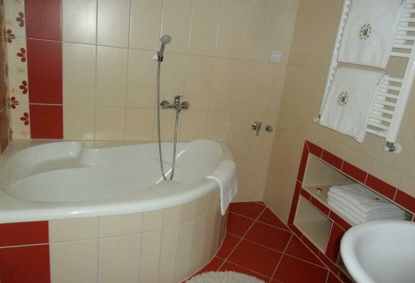 Апартаменты 1 Спальня, Pálma