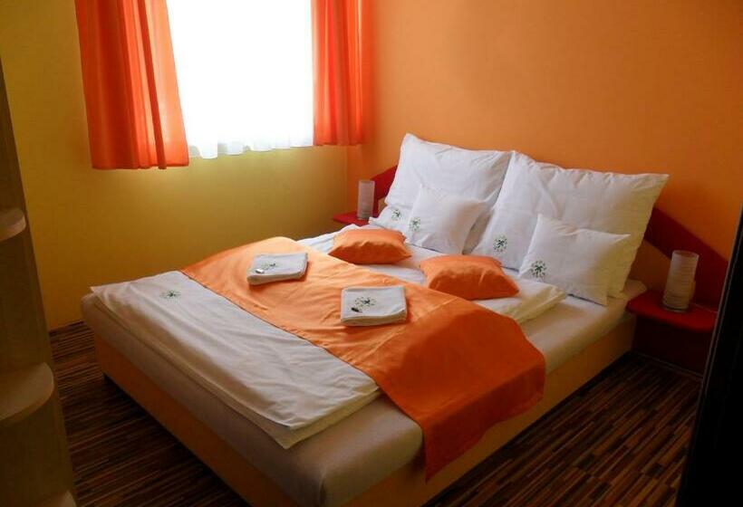 Апартаменты 1 Спальня, Pálma