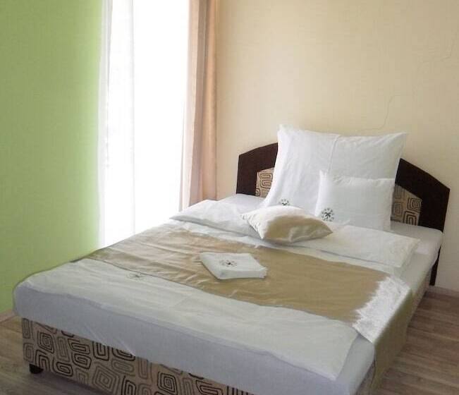 Апартаменты 1 Спальня, Pálma