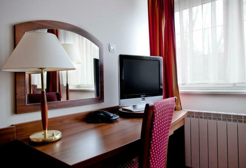 דירת חדר, Relaks