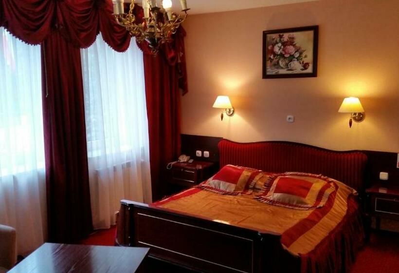 דירת חדר, Relaks