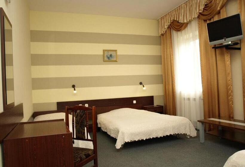 חדר סטנדרט לארבעה, Relaks