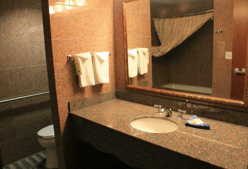 스위트 킹사이즈 침대, Rushmore Express Keystone