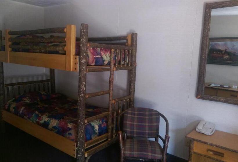 디럭스 스튜디오, Rushmore Express Keystone