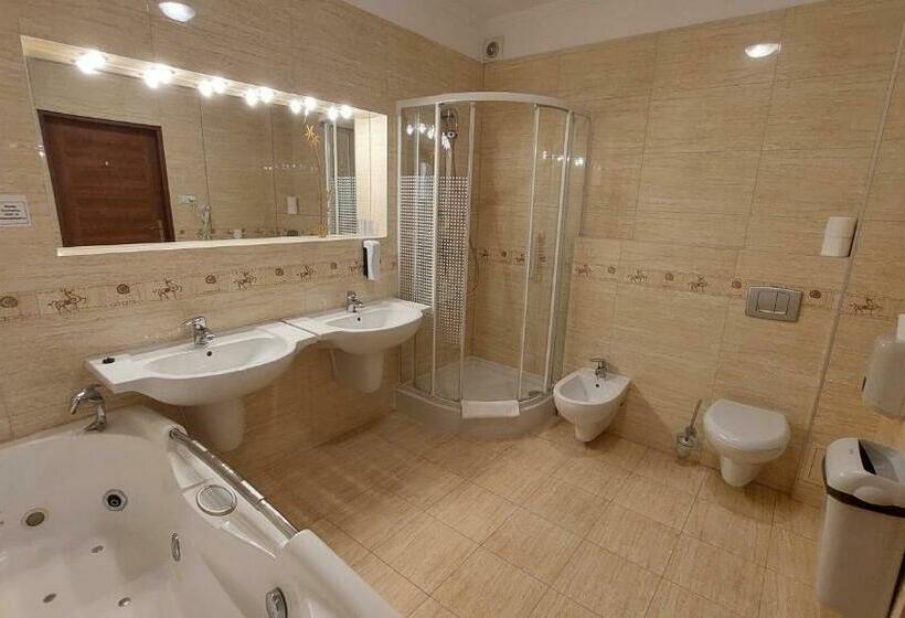 Апартаменты 1 Спальня, Salamandra
