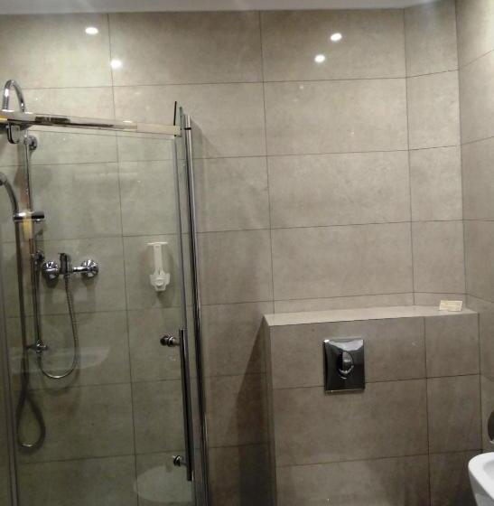 سوییت, & Restauracja San Remo