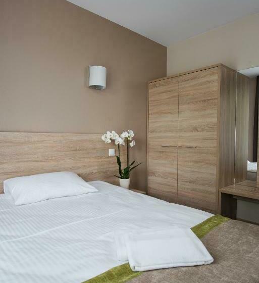 اتاق استاندارد یک نفره, Szafir