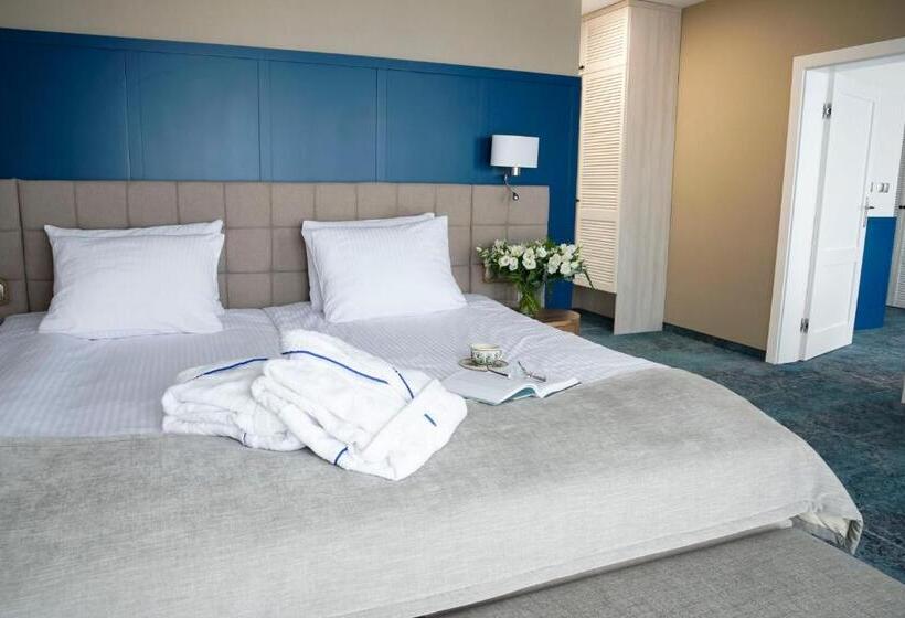 آپارتمان 1 خوابه, Szafir