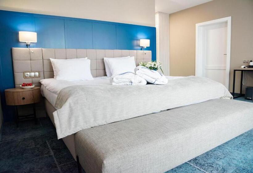 آپارتمان 1 خوابه, Szafir