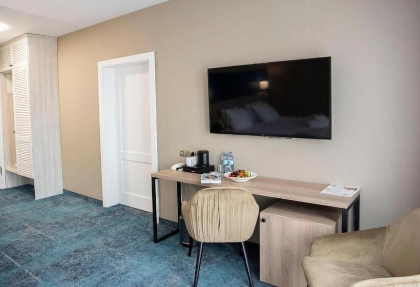 آپارتمان 1 خوابه, Szafir