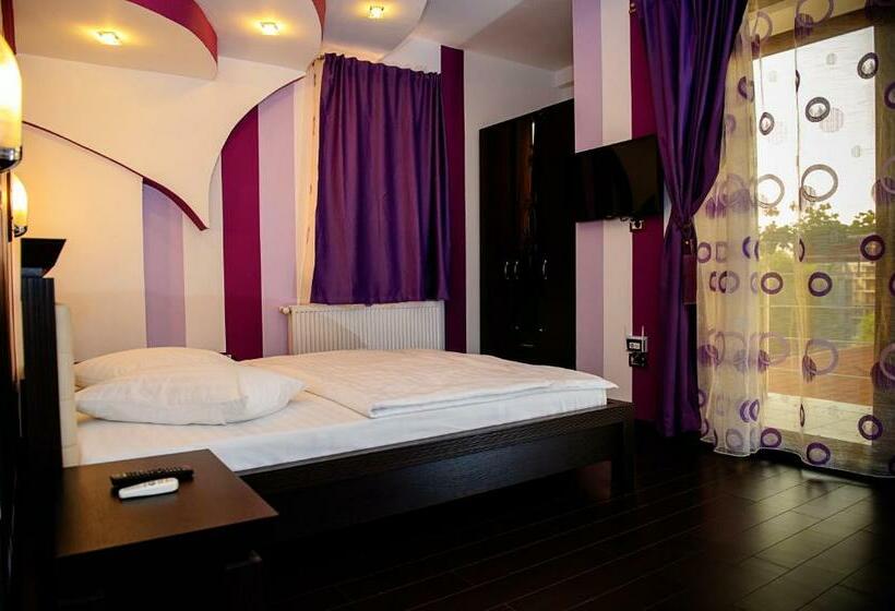 استودیو استاندارد با بالکن, Vila Hd