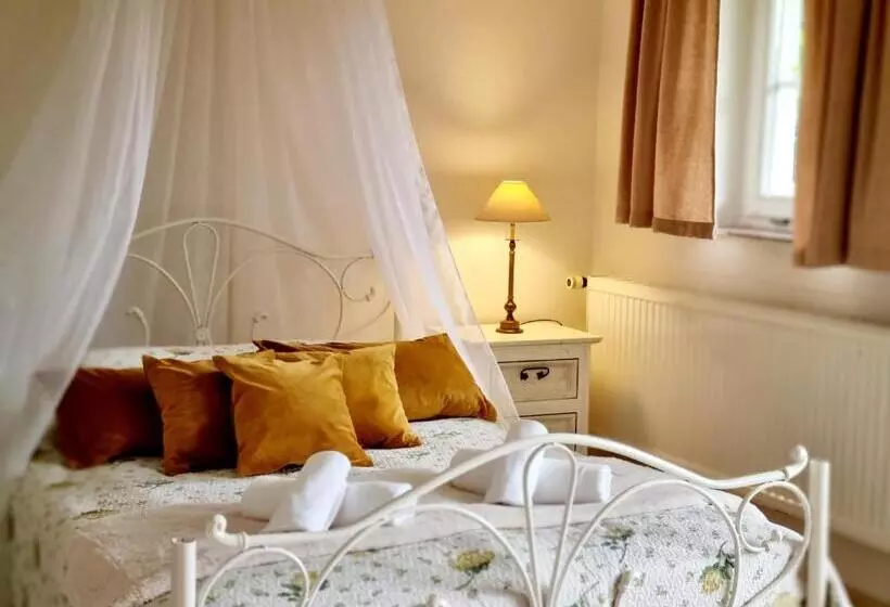 اتاق استاندارد, Villa Toscana Boutique