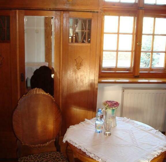 اتاق استاندارد یک نفره, Willa Viktoria