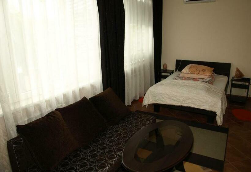 شقة غرفة واحدة, Wyspa Mszanka