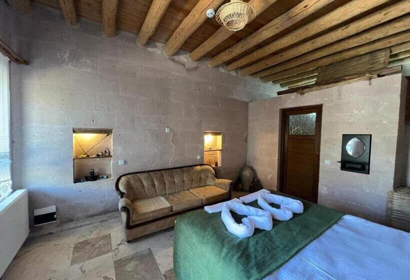 جناح, Yeşilöz Inn Cave Otel