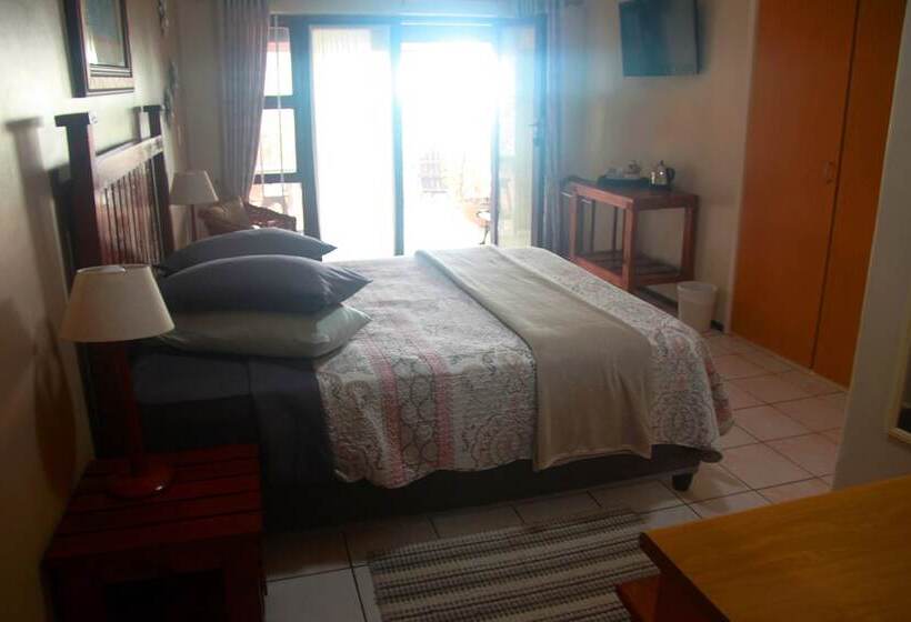 חדר סטנדרט, Mzimayi River Lodge