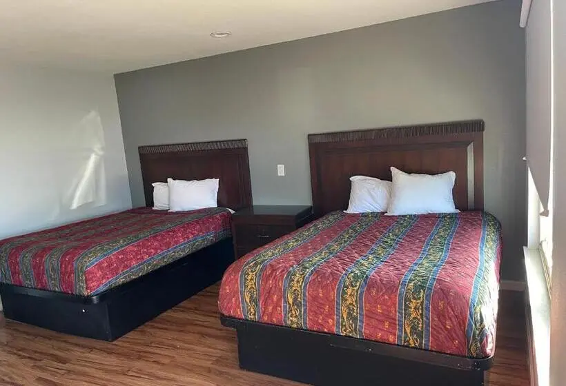 Standard-huone, Coachlight Motel