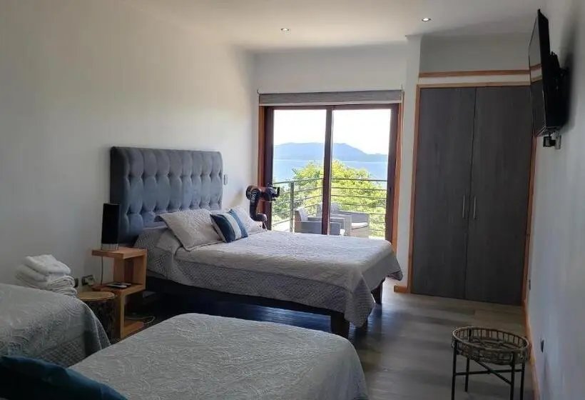 اتاق استاندارد چهار تخته, Borde Luz Hotel Boutique