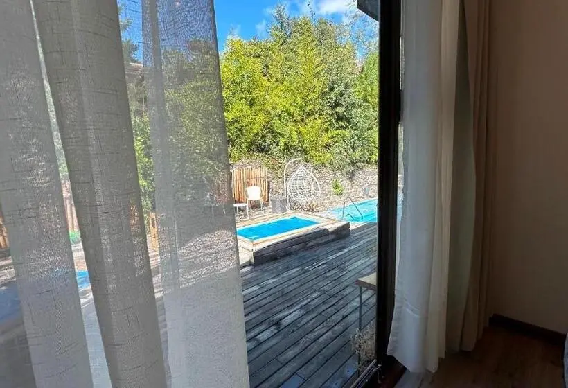 اتاق استاندارد با چشم‌انداز استخر, Borde Luz Hotel Boutique