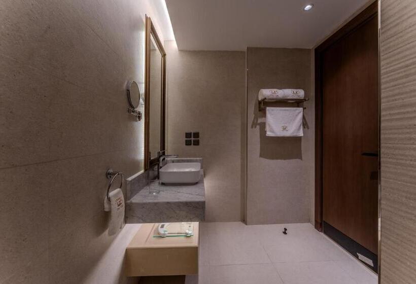 اتاق سوپریور با تخت بزرگ, Lilac Park
