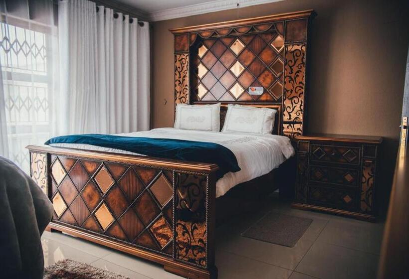 חדר אקונומי, Ribs Boutique