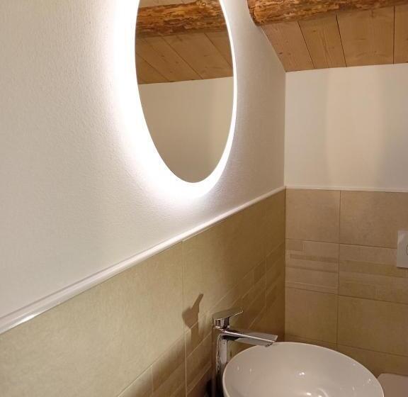 家庭山景房, Rifugio Cuneck