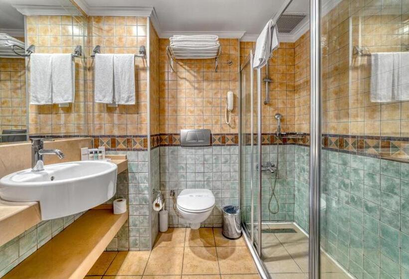 اتاق استاندارد سه نفره, Numa Club Side Hotel   Ultra All Inclusive