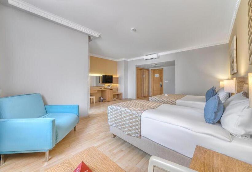 اتاق سوپریور چهار تخته, Numa Club Side Hotel   Ultra All Inclusive