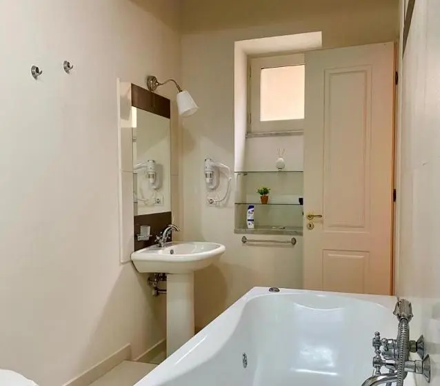 اتاق استاندارد سه نفره, Suleima B&b Messina Centro