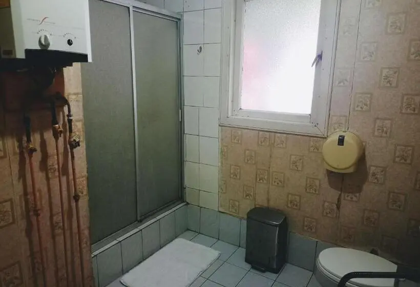 اتاق استاندارد سه تخته با سرویس بهداشتی مشترک, Residencial Ortega