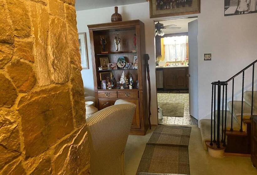 Номер Стандарт, Grandma Sang S Bed & Breakfast