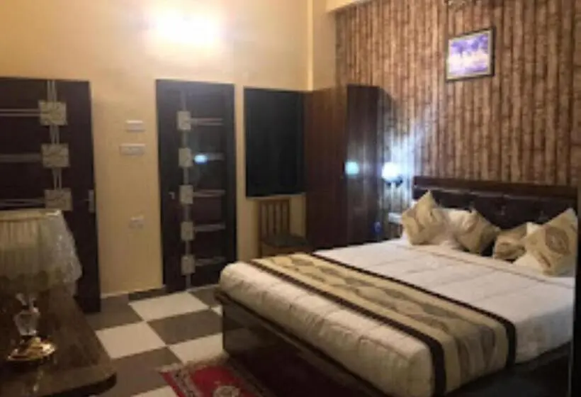 Deluxe-huone, Kings Banaras , Varanasi