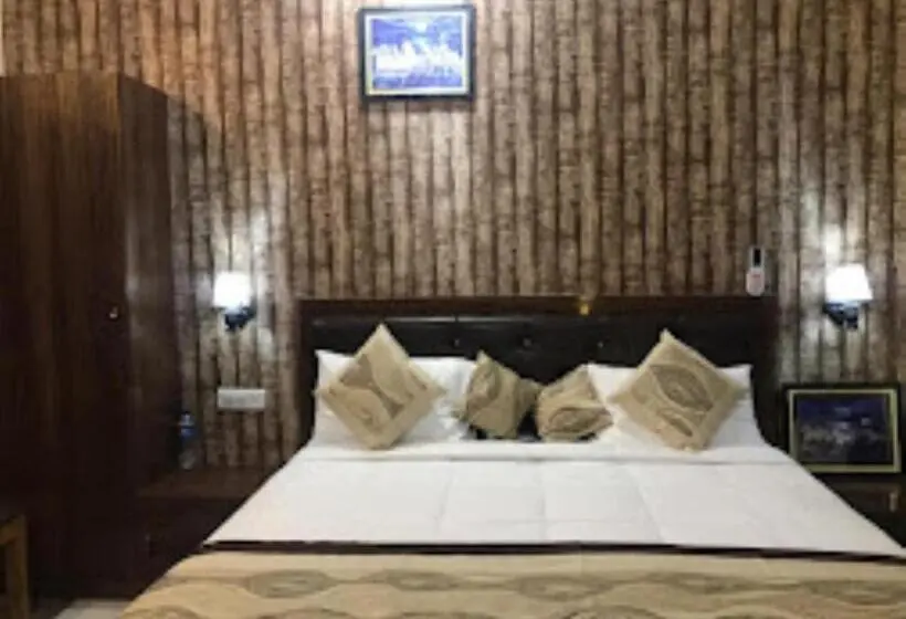 Deluxe-huone, Kings Banaras , Varanasi