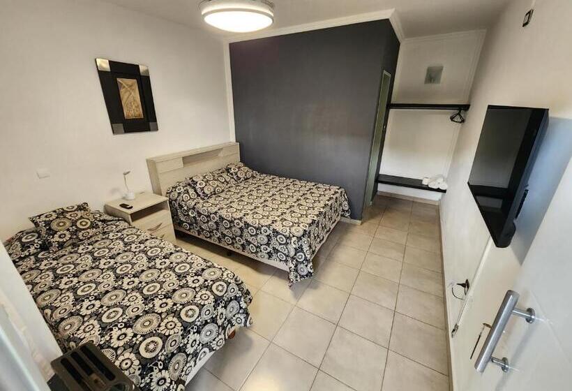 חדר סטנדרט לשלושה, Maktub Departamentos Y Habitaciones