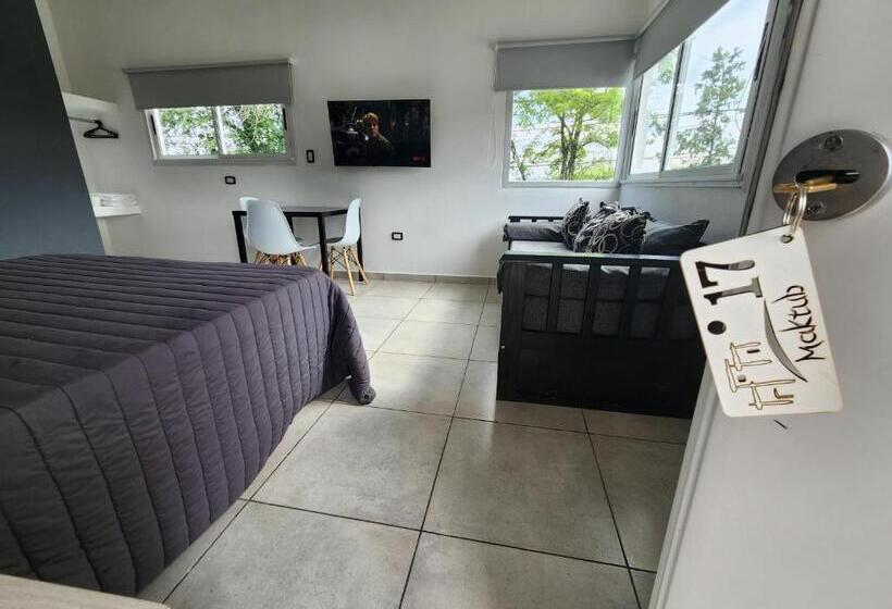 חדר לארבעה סטנדרטי עם נוף לגינה, Maktub Departamentos Y Habitaciones