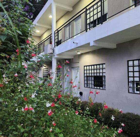 חדר קלאסי לשלושה, Maktub Departamentos Y Habitaciones